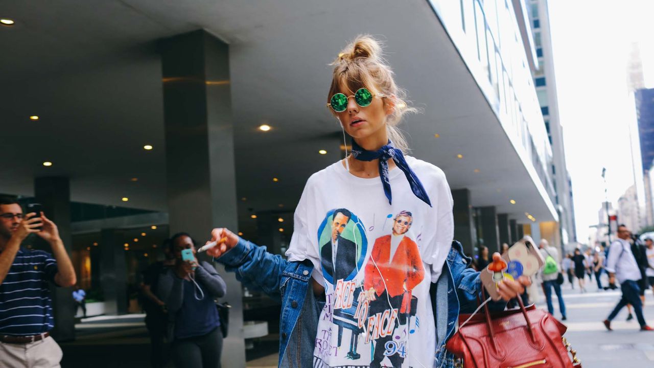 What to Put On to Gov Sphere? Obtain Influenced by Our Road Stylers and Take Out Your Fave Band Tee