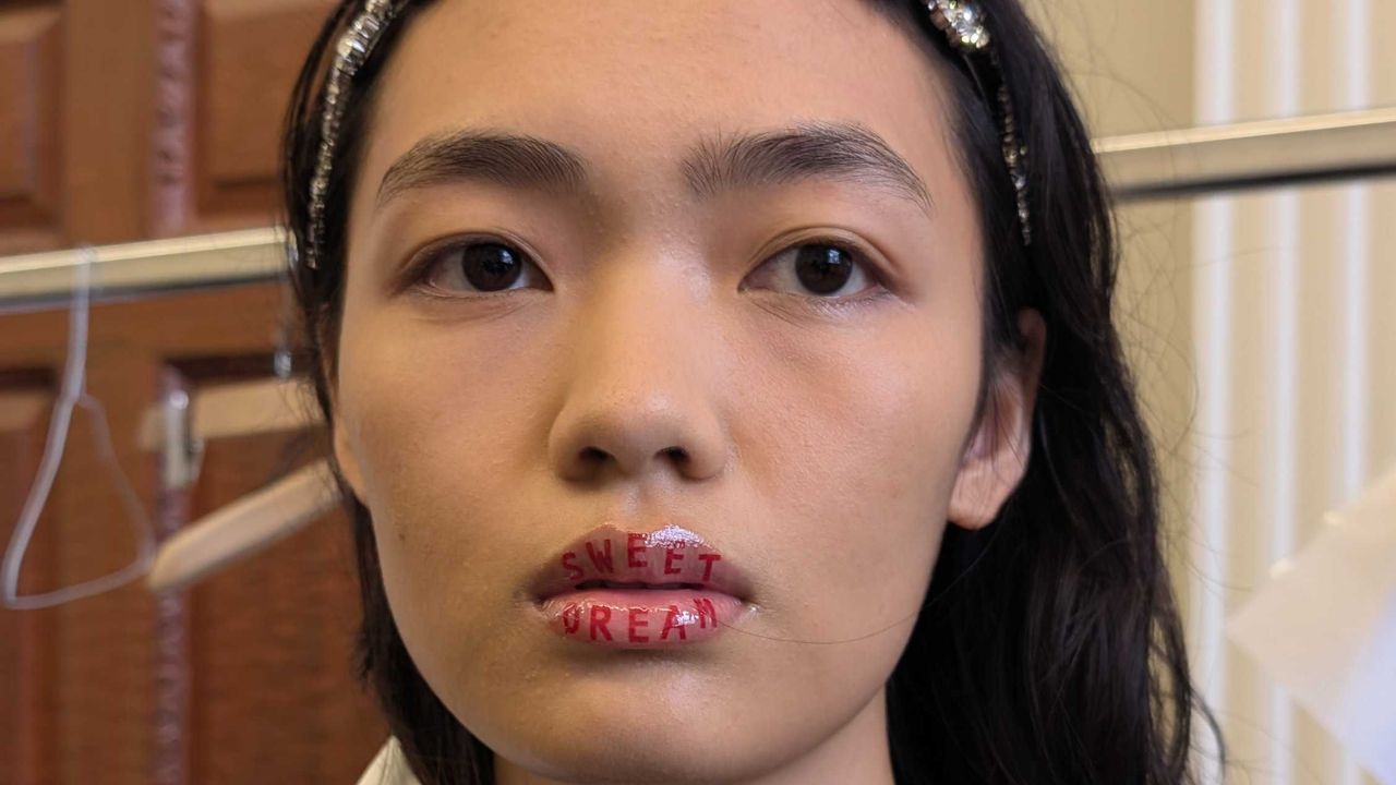 The Versions at Simone Rocha Said: Read My Lips