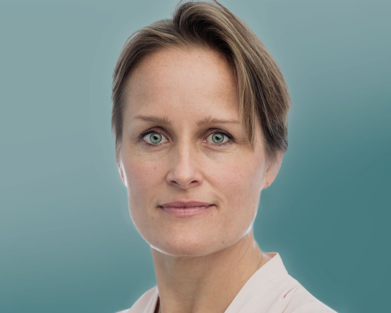 Why MI6 principal is C and utilizes eco-friendly ink|Quick letters